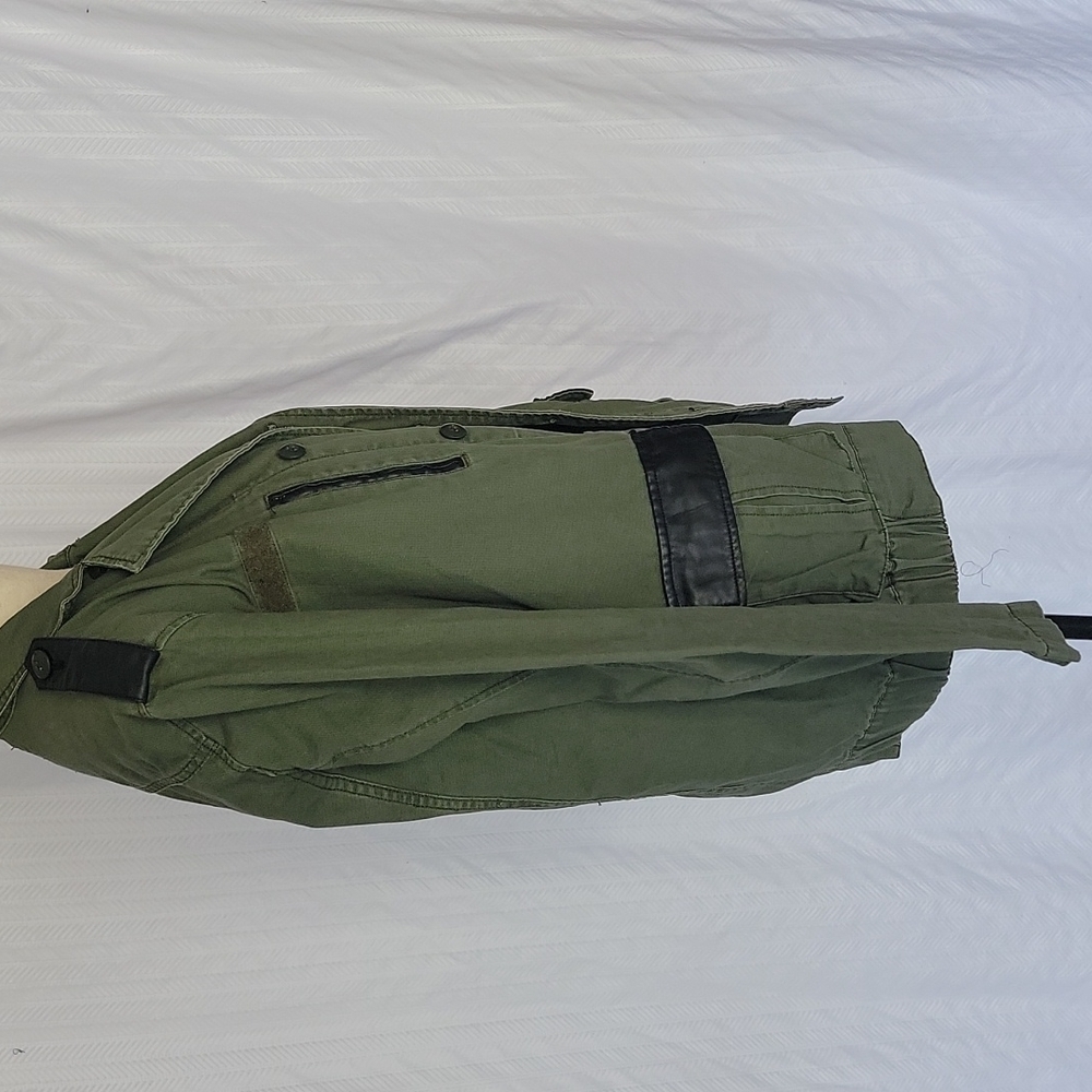 BDG Utility Jacket - Picture 10 of 14